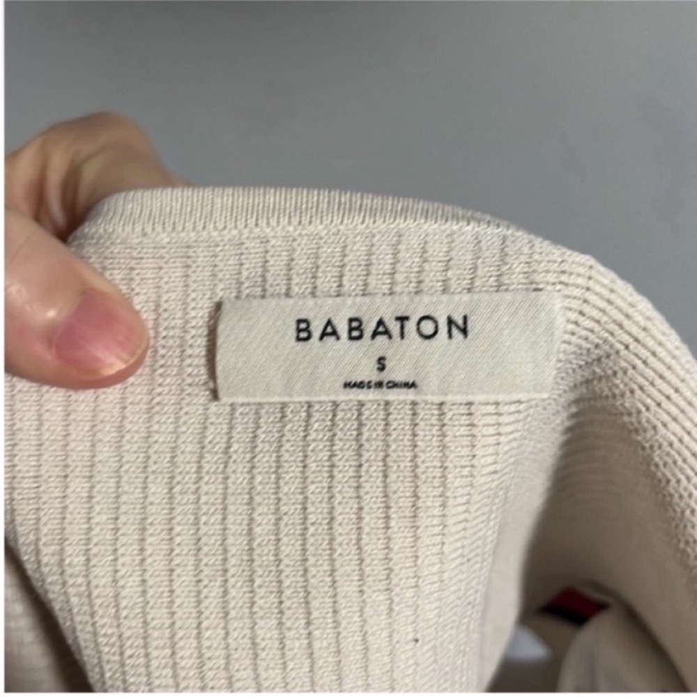 Aritzia Babaton Sculpt Knit Squareneck Cropped Tank - Picture 4 of 5